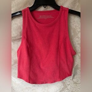 NWT Beyond Yoga High Neck Crop Top in peach/coral